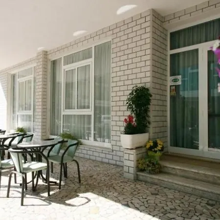 Alevon Hotell Rimini